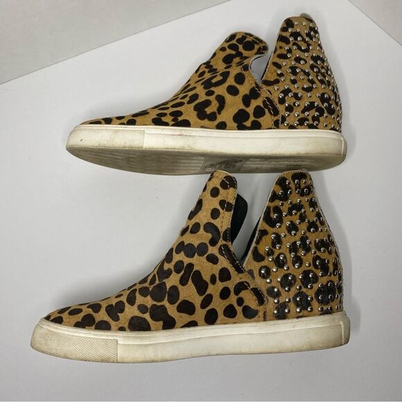 Steven By Steve Madden Leopard Print Coin Sneaker Embellished Calf Hair 8.5 - Picture 9 of 16